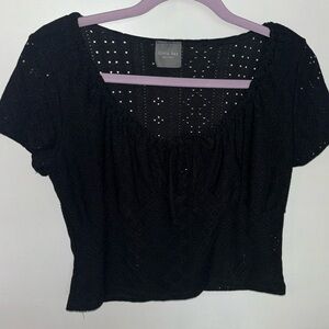 Size large knit black crop topped with beautiful detail